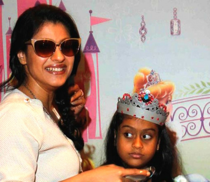 Kajol with her daughter